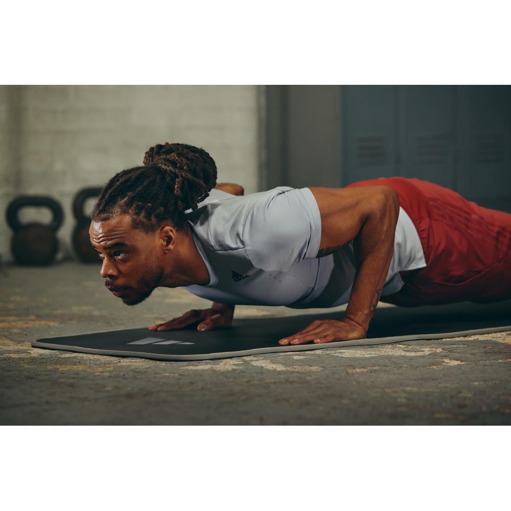 Push Ups using the Adidas Training Mat - Grey